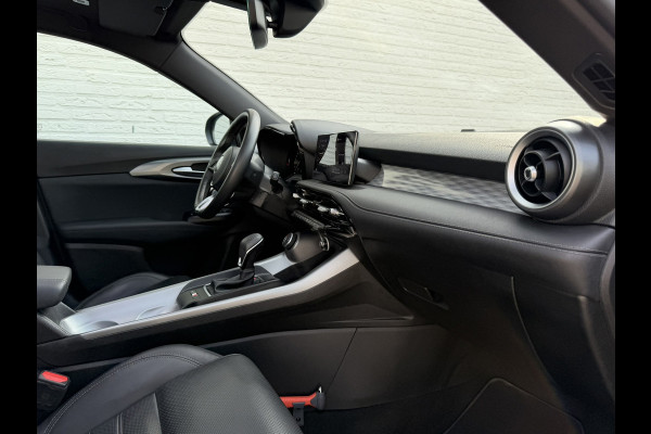 Alfa Romeo Tonale 1.5T Hybrid Ti Panorama Pdc+Camera Carplay Cruise Mem. Seats Stoelverwarming/ventilatie Stuurverwarming