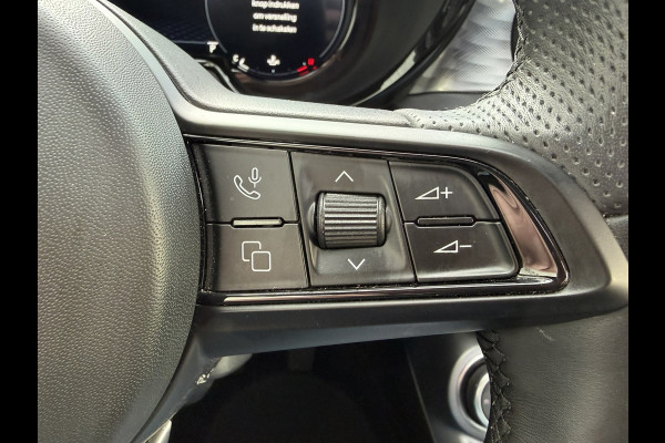 Alfa Romeo Tonale 1.5T Hybrid Ti Panorama Pdc+Camera Carplay Cruise Mem. Seats Stoelverwarming/ventilatie Stuurverwarming