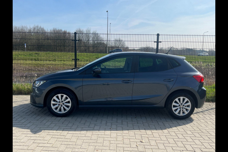 Seat Ibiza 1.0 TSI Flex| PDC | Camera | Navi | Carplay |