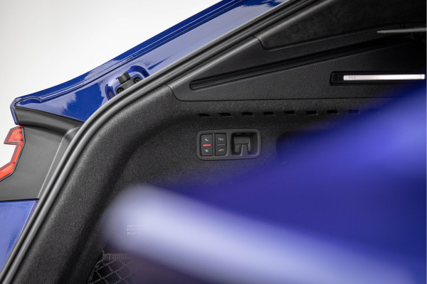 Audi RSQ8 4.0 TFSI 600pk Quattro Pano Keramisch Carbon Dynamic plus B&O HuD