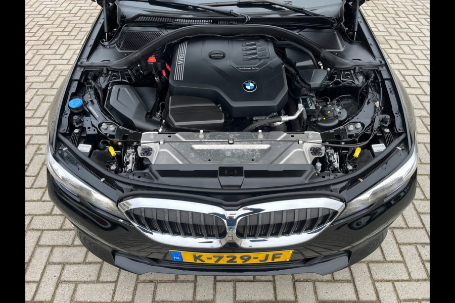 BMW 3 Serie 318i Executive Edition NAVI | CarPlay | LED