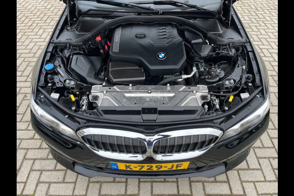 BMW 3 Serie 318i Executive Edition NAVI | CarPlay | LED