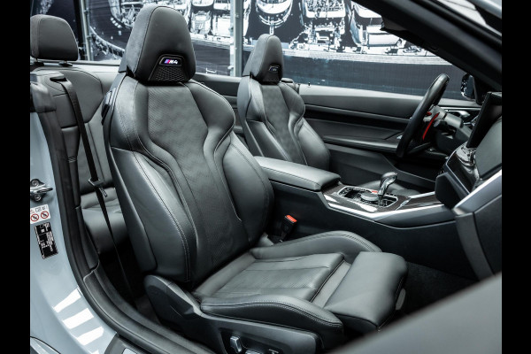 BMW 4 Serie Cabrio M4 xDrive Competition | Carbon Performance Pack | Yellow DRL'S | Brooklyn Grau | Stuurverwarming en nek verwarming |