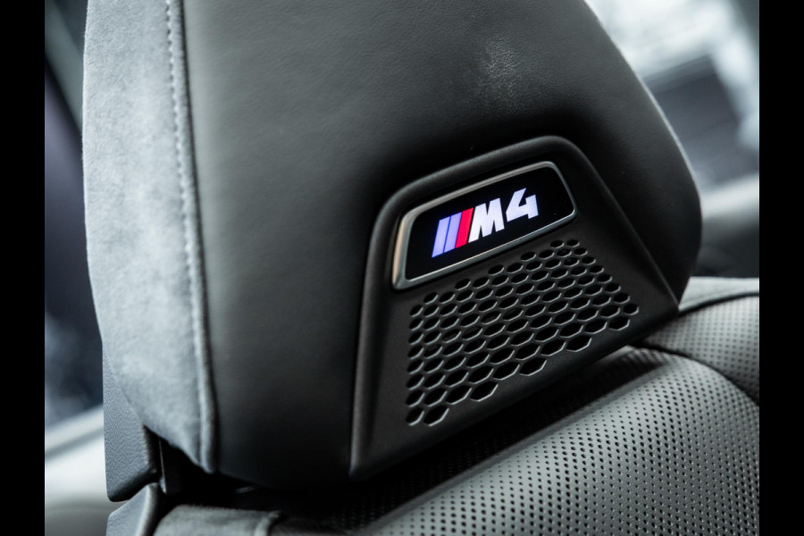 BMW 4 Serie Cabrio M4 xDrive Competition | Carbon Performance Pack | Yellow DRL'S | Brooklyn Grau | Stuurverwarming en nek verwarming |