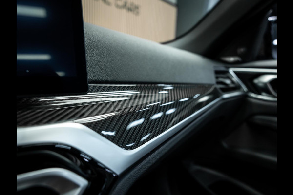 BMW 4 Serie Cabrio M4 xDrive Competition | Carbon Performance Pack | Yellow DRL'S | Brooklyn Grau | Stuurverwarming en nek verwarming |