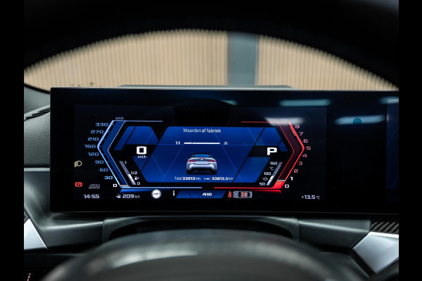 BMW 4 Serie Cabrio M4 xDrive Competition | Carbon Performance Pack | Yellow DRL'S | Brooklyn Grau | Stuurverwarming en nek verwarming |