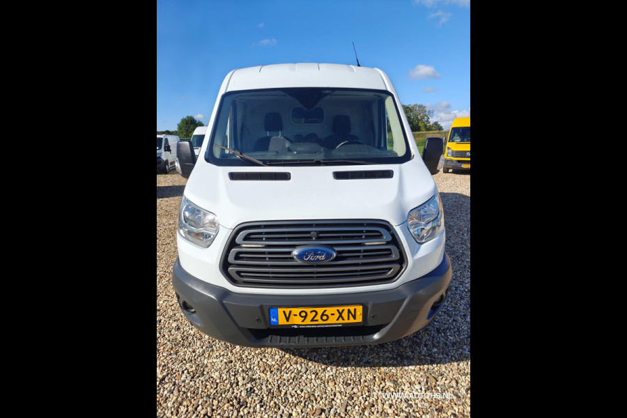 Ford Transit 350 2.0 TDCI L2H2 Trend , 1e Eig , Ex overheid , Euro 6 , Airco, Camera , cruise , in pracht staat.