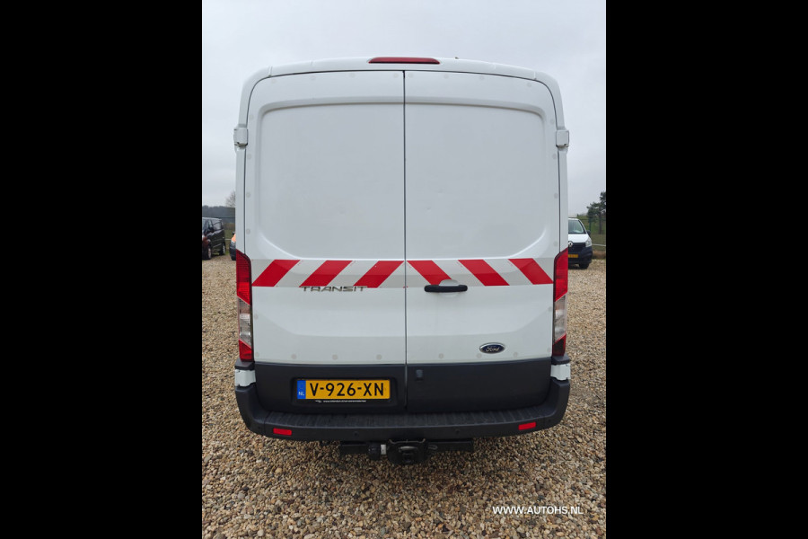 Ford Transit 350 2.0 TDCI L2H2 Trend , 1e Eig , Ex overheid , Euro 6 , Airco, Camera , cruise , in pracht staat.