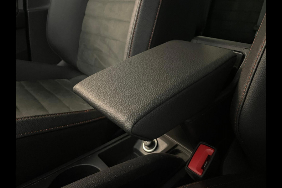 Seat Arona 1.0 TSI FR 110PK DSG automaat AIRCO CLIMA NAV CRUISE VIRT COCKPIT APPLE CARPLAY KEYLESS TREKHAAK NIEUWSTAAT