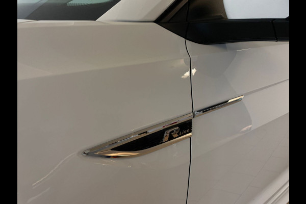 Volkswagen T-Cross 1.0 TSI R-Line DSG automaat AIRCO NAVI CRUISE VIRT COCKPIT PDC CAM APPLE CARPLAY PDC 18 INCH VELGEN NIEUWSTAAT