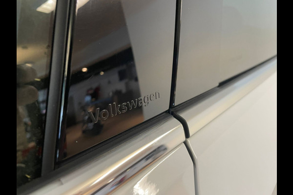 Volkswagen T-Cross 1.0 TSI R-Line DSG automaat AIRCO NAVI CRUISE VIRT COCKPIT PDC CAM APPLE CARPLAY PDC 18 INCH VELGEN NIEUWSTAAT