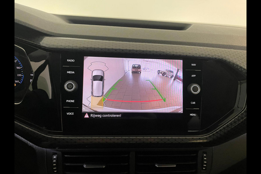 Volkswagen T-Cross 1.0 TSI R-Line DSG automaat AIRCO NAVI CRUISE VIRT COCKPIT PDC CAM APPLE CARPLAY PDC 18 INCH VELGEN NIEUWSTAAT