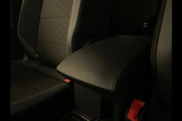 Volkswagen T-Cross 1.0 TSI R-Line DSG automaat AIRCO NAVI CRUISE VIRT COCKPIT PDC CAM APPLE CARPLAY PDC 18 INCH VELGEN NIEUWSTAAT