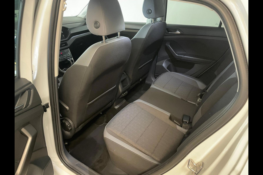 Volkswagen T-Cross 1.0 TSI R-Line DSG automaat AIRCO NAVI CRUISE VIRT COCKPIT PDC CAM APPLE CARPLAY PDC 18 INCH VELGEN NIEUWSTAAT