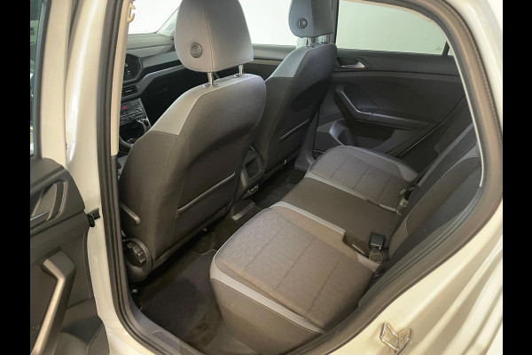 Volkswagen T-Cross 1.0 TSI R-Line DSG automaat AIRCO NAVI CRUISE VIRT COCKPIT PDC CAM APPLE CARPLAY PDC 18 INCH VELGEN NIEUWSTAAT