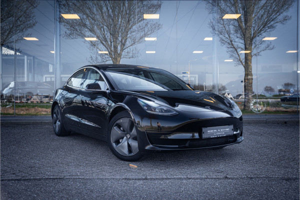 Tesla Model 3 Standard RWD Plus 60 kWh ** Autopilot ** Trekhaak