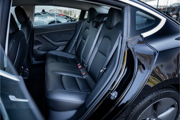 Tesla Model 3 Standard RWD Plus 60 kWh ** Autopilot ** Trekhaak