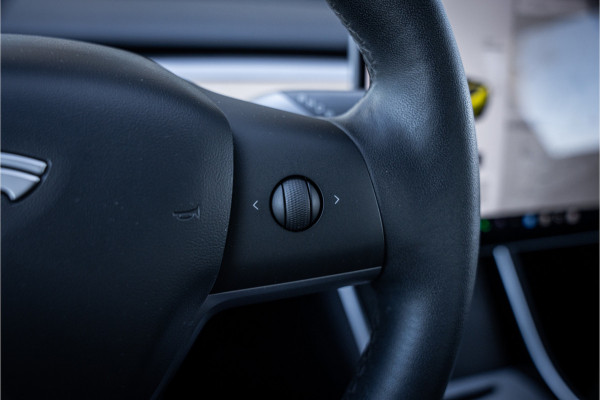 Tesla Model 3 Standard RWD Plus 60 kWh ** Autopilot ** Trekhaak