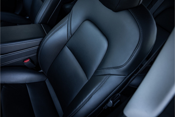 Tesla Model 3 Standard RWD Plus 60 kWh ** Autopilot ** Trekhaak