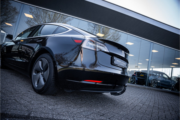 Tesla Model 3 Standard RWD Plus 60 kWh ** Autopilot ** Trekhaak