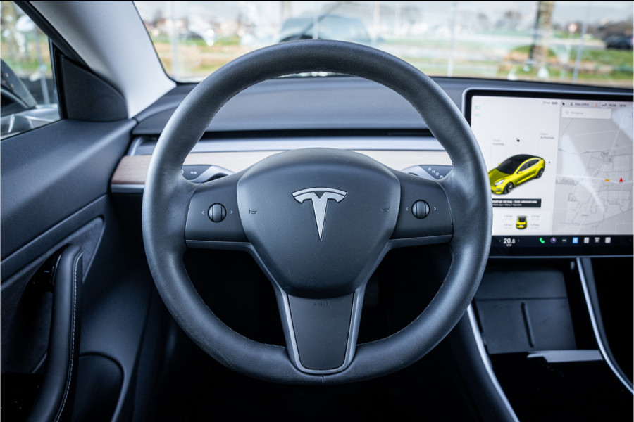 Tesla Model 3 Standard RWD Plus 60 kWh ** Autopilot ** Trekhaak