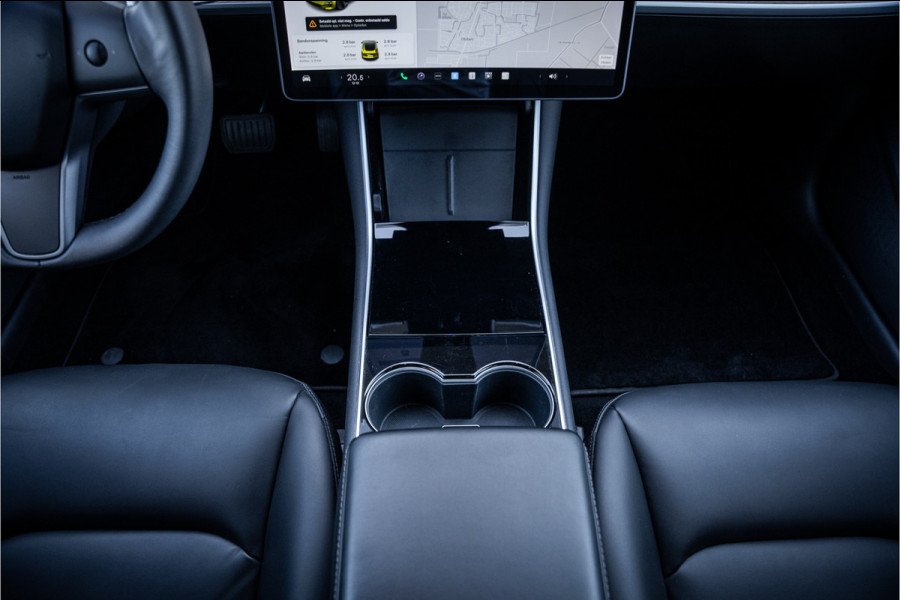 Tesla Model 3 Standard RWD Plus 60 kWh ** Autopilot ** Trekhaak