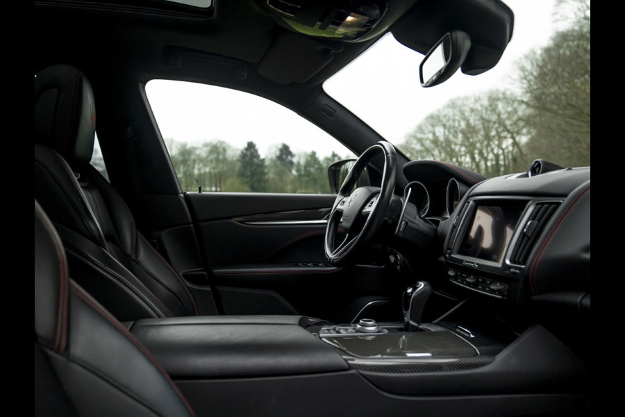 Maserati Levante 3.0 V6 Modena S AWD | Pano-dak | Harman/Kardon | Luchtvering | Carbon interieur