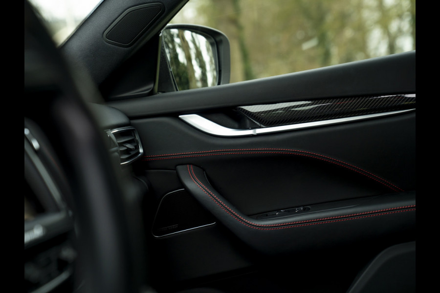 Maserati Levante 3.0 V6 Modena S AWD | Pano-dak | Harman/Kardon | Luchtvering | Carbon interieur