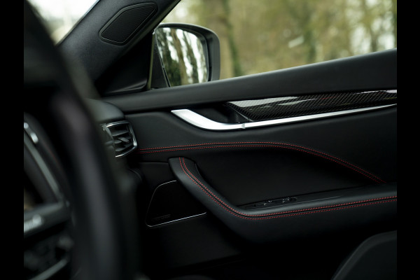 Maserati Levante 3.0 V6 Modena S AWD | Pano-dak | Harman/Kardon | Luchtvering | Carbon interieur