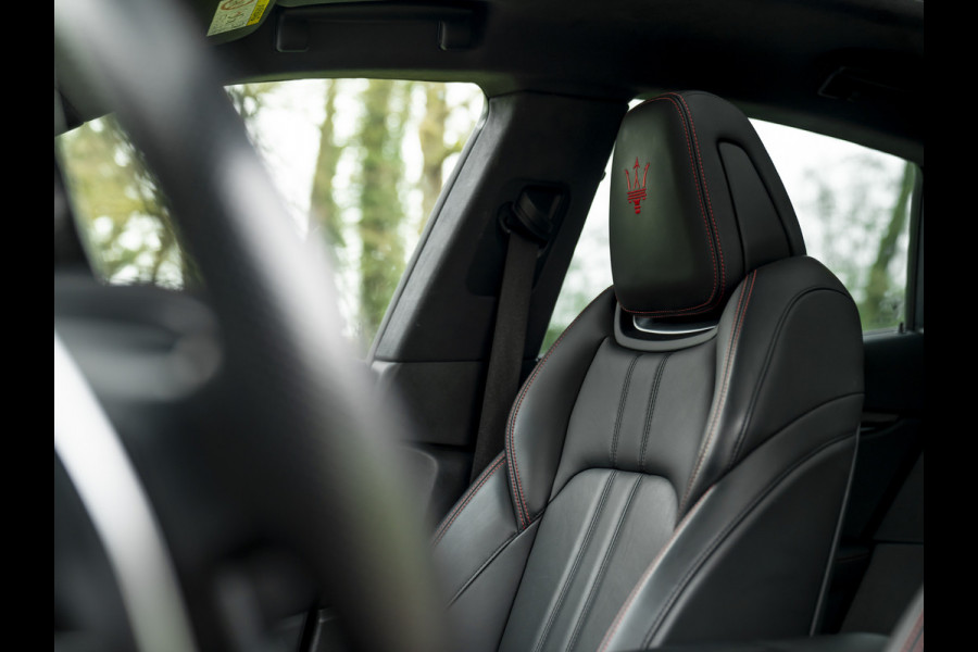 Maserati Levante 3.0 V6 Modena S AWD | Pano-dak | Harman/Kardon | Luchtvering | Carbon interieur