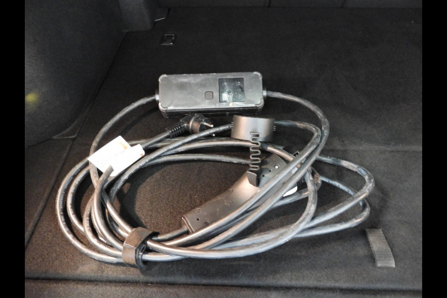 Kia Ceed Sportswagon 1.6 GDI PHEV ExecutiveLine LEER/SCHUIFDAK/TREKH./17"LMV!