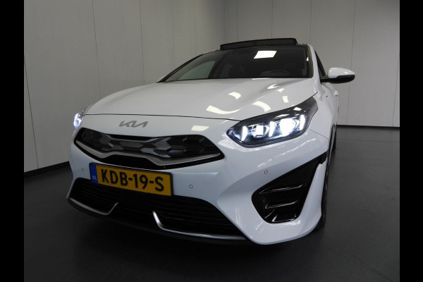 Kia Ceed Sportswagon 1.6 GDI PHEV ExecutiveLine LEER/SCHUIFDAK/TREKH./17"LMV!
