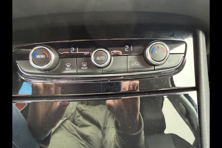 Opel Grandland X 1.2 Turbo 131 PK | Business Executive | 45.000km! |