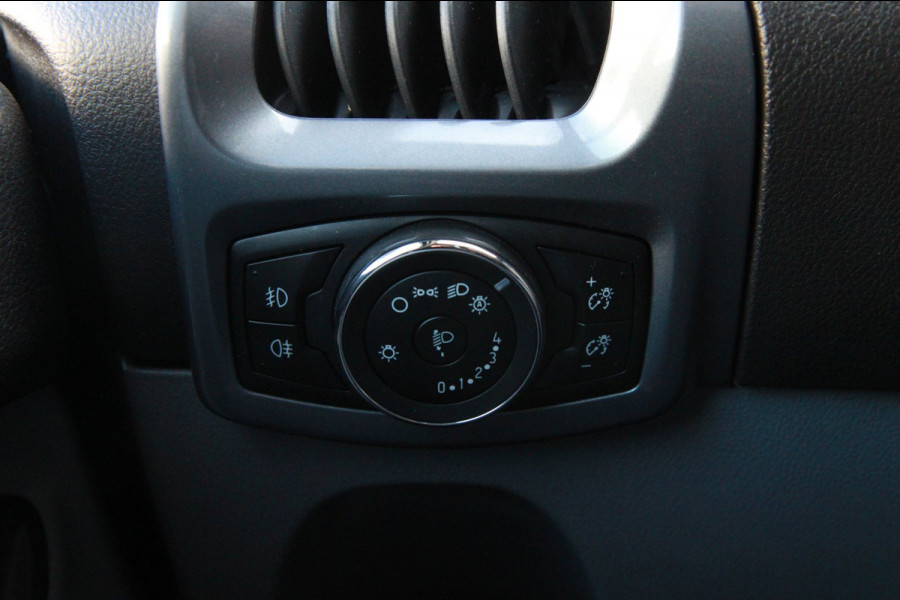 Ford Transit Custom 290 2.0 TDCI L2H1 Limited DC Automaat / 5 PRS / Camera / Trekhaak / Dubbel cabine