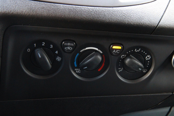 Ford Transit Custom 290 2.0 TDCI L2H1 Limited DC Automaat / 5 PRS / Camera / Trekhaak / Dubbel cabine