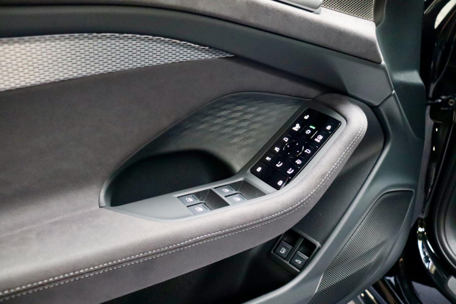 Audi A6 Avant 2.0 e-hybrid Q S ed. Competition VOL OPTIES