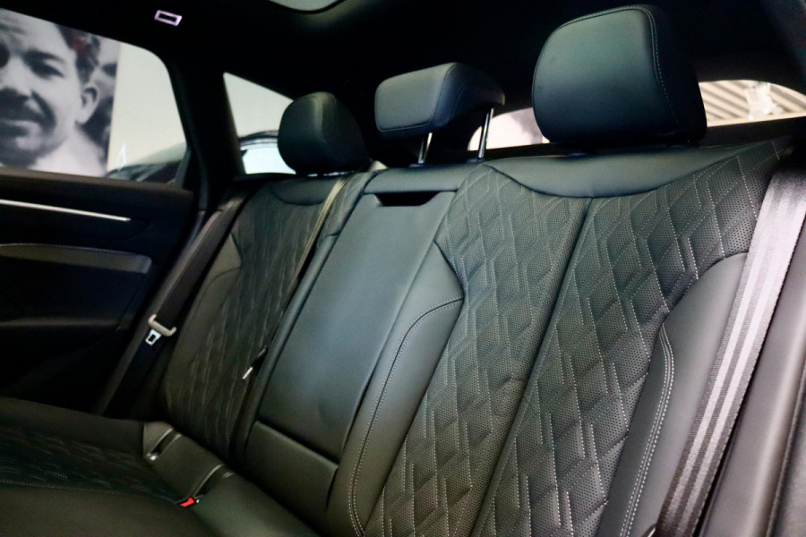 Audi A6 Avant 2.0 e-hybrid Q S ed. Competition VOL OPTIES