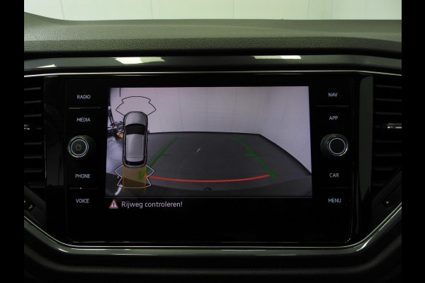 Volkswagen T-Roc 1.5 TSI Sport NAVI/CAMERA/VIRTUAL/LED/TREKH./17"LMV!