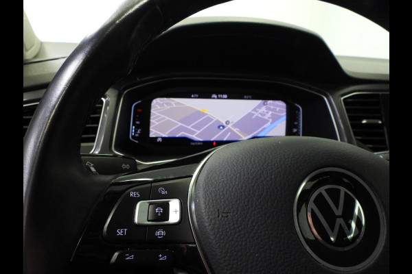 Volkswagen T-Roc 1.5 TSI Sport NAVI/CAMERA/VIRTUAL/LED/TREKH./17"LMV!