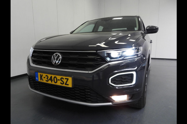 Volkswagen T-Roc 1.5 TSI Sport NAVI/CAMERA/VIRTUAL/LED/TREKH./17"LMV!