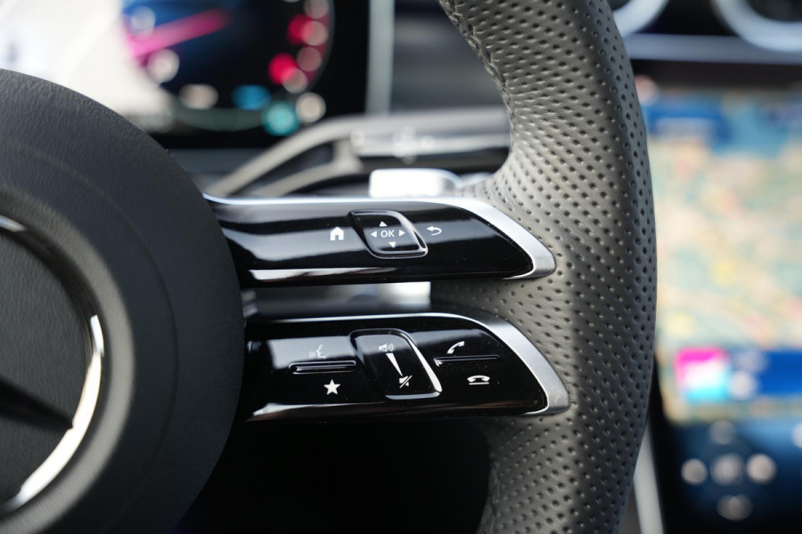 Mercedes-Benz C-Klasse 180 Business Solution AMG Burmester Stuurverw. Adapt. Cruise LED Leer Alcantara AMG