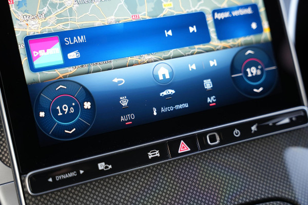 Mercedes-Benz C-Klasse 180 Business Solution AMG Burmester Stuurverw. Adapt. Cruise LED Leer Alcantara AMG