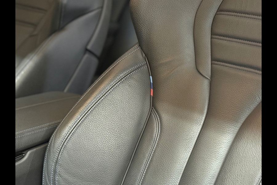 BMW 5 Serie 530e xDrive M-Sport Pro Pakket | Pano | M-Kuipstoelen | H/K Sound | Shadow-Line | HuD | CarbonSchwarz | ParkeerPakket+