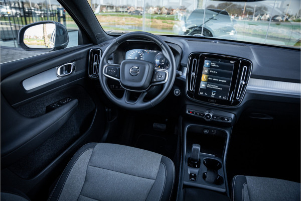 Volvo XC40 1.5 T4 Recharge Inscription Expression ** Trekhaak ** Climate-line ** Carplay ** Camera