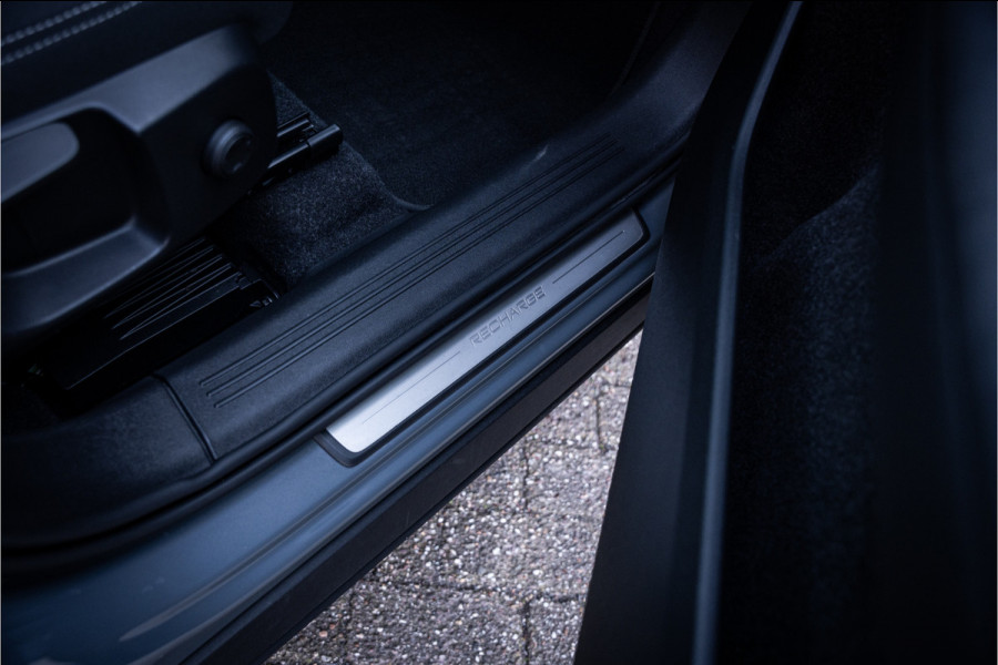 Volvo XC40 1.5 T4 Recharge Inscription Expression ** Trekhaak ** Climate-line ** Carplay ** Camera