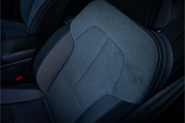 Volvo XC40 1.5 T4 Recharge Inscription Expression ** Trekhaak ** Climate-line ** Carplay ** Camera