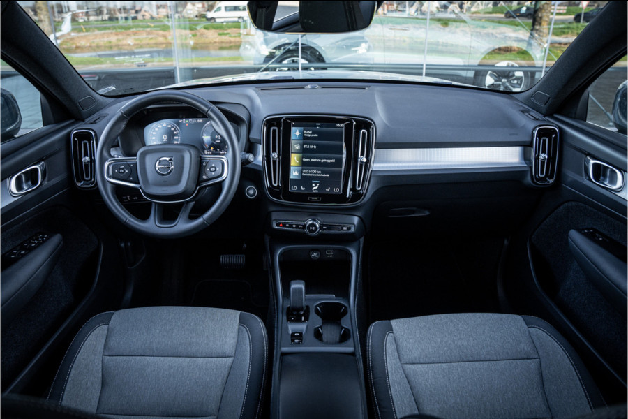 Volvo XC40 1.5 T4 Recharge Inscription Expression ** Trekhaak ** Climate-line ** Carplay ** Camera