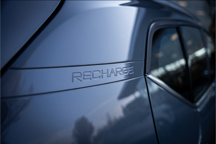 Volvo XC40 1.5 T4 Recharge Inscription Expression ** Trekhaak ** Climate-line ** Carplay ** Camera