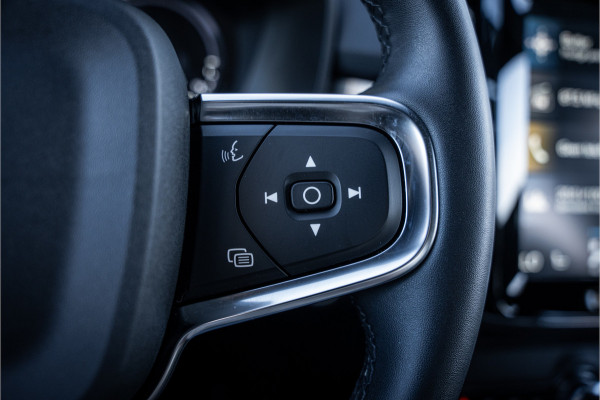 Volvo XC40 1.5 T4 Recharge Inscription Expression ** Trekhaak ** Climate-line ** Carplay ** Camera