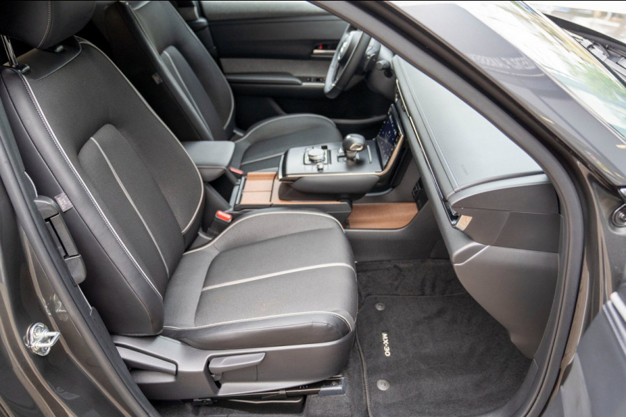 Mazda MX-30 E-SkyActiv R-EV 170 Makoto|Prijs rijklaar incl 12 mnd garantie|HUD Memory Stoelen+Verwarming
